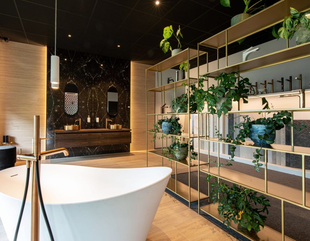 SDC showroom Eclectic Lighting 6 scaled