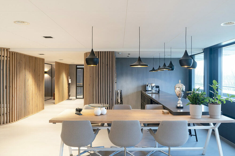 VanderVoort2 e1690291524164