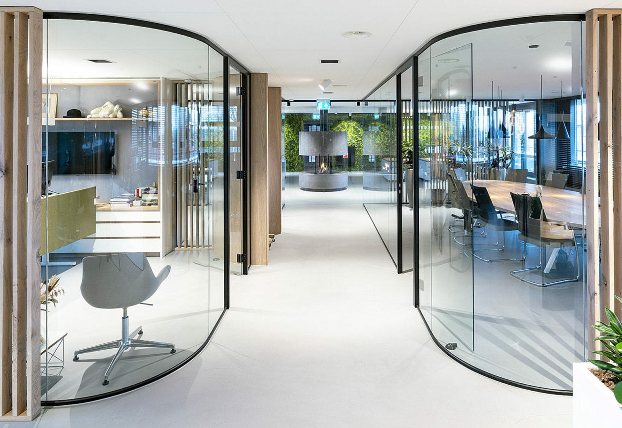 VanderVoort 1 2048x871 2 e1690791386971